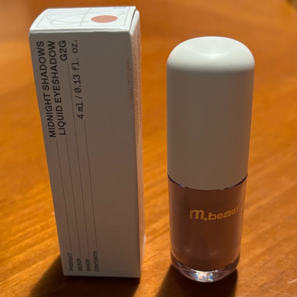 r.e.m. REM Beauty Midnight Shadows Lustrous Liquid Eyeshadow - Picture 5 of 14